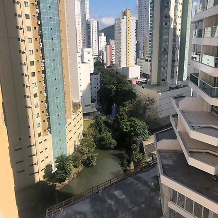 Апартаменты Loft Predio Frente Mar Rodagigante Brisamarbc1 Балнеариу-Камбориу Экстерьер фото